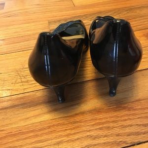 Black Tahari Peep Toe Heels, size 8
